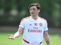 Tin bóng đá QT sáng 24/10: AC Milan muốn giải cứu Ozil