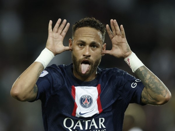 Tiểu sử cầu thủ Neymar – Thông tin về ngôi sao bóng đá Brazil